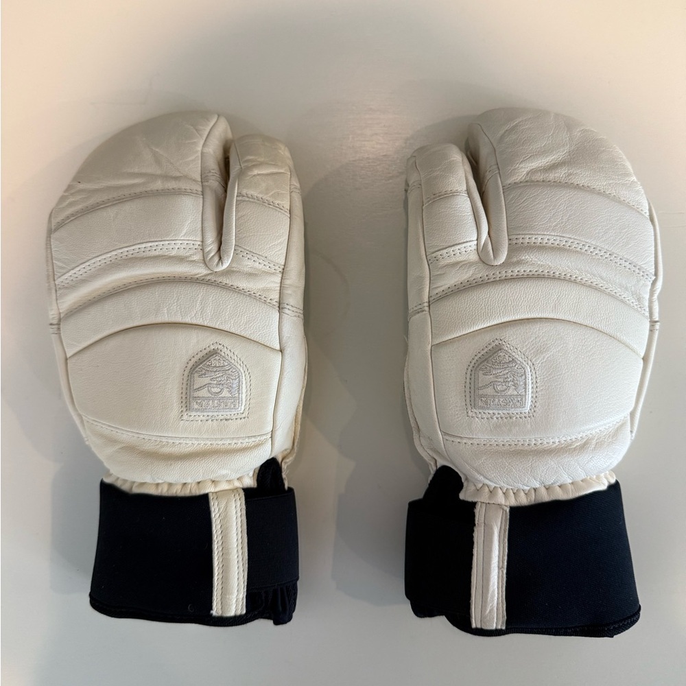 Hestra Fall Line 3 Finger Glove - Men's Size 8 in Almond White